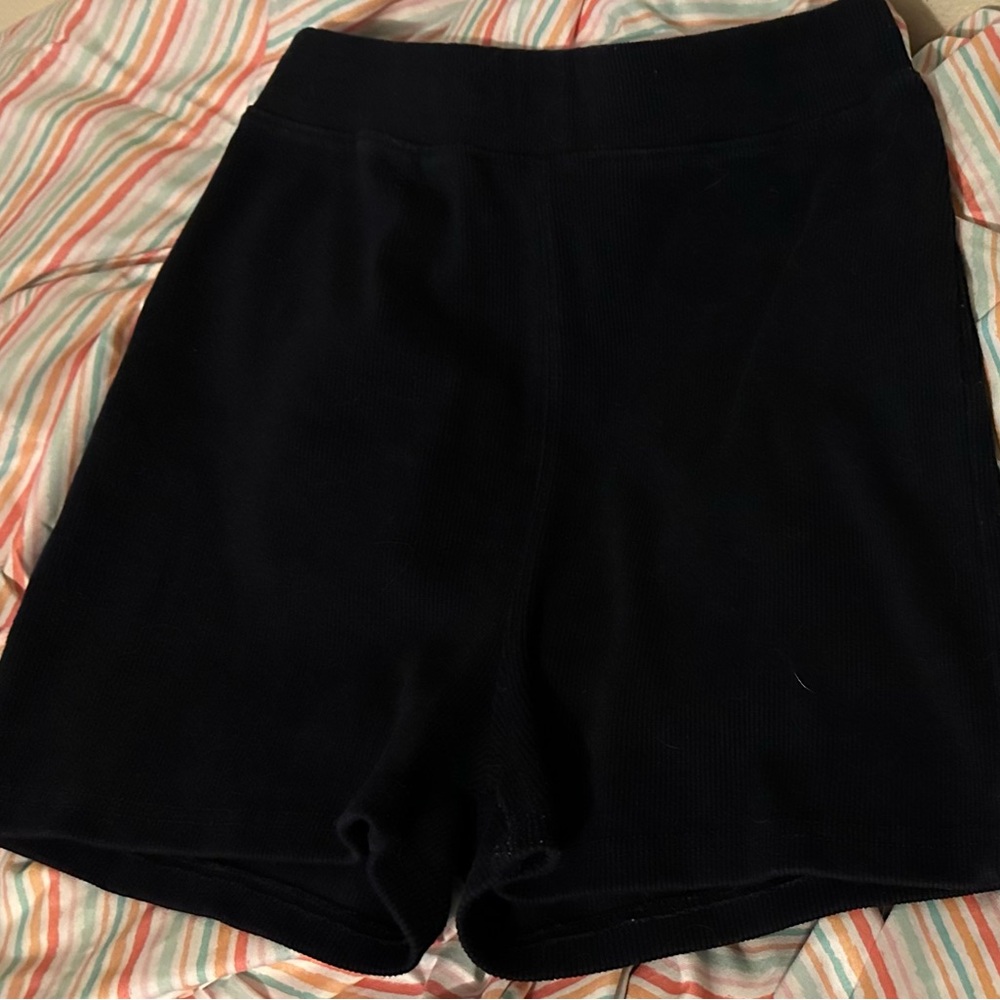 Missguided brand shorts in black size 10 with elastic waistband